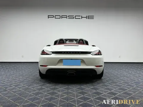 2023 Porsche 718 3