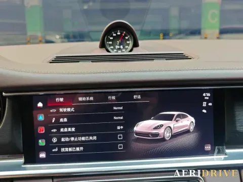 2022 Porsche Panamera 13