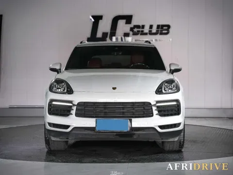 2022 Porsche Cayenne 2
