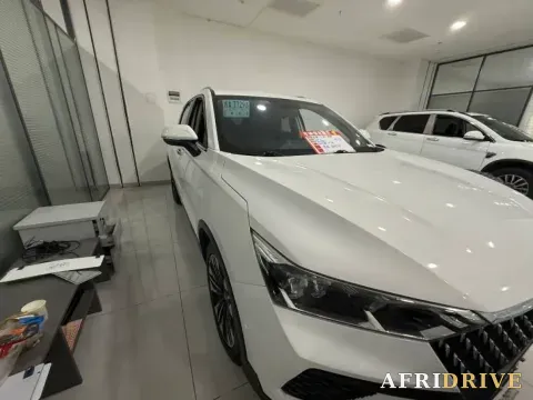 2020 Bestune T77 4