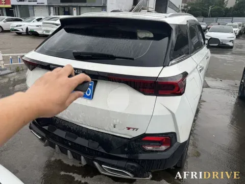2019 Bestune T77 3