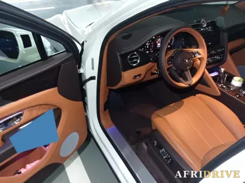 2024 Bentley Bentayga 3