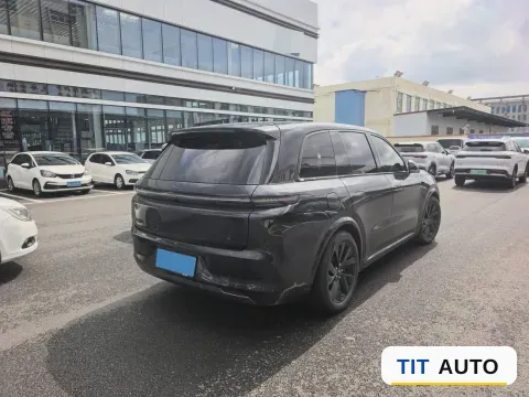 2023 Li L8 5
