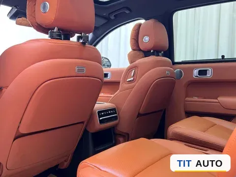 2023 Li L8 11