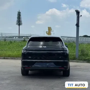 2023 Li L7 8