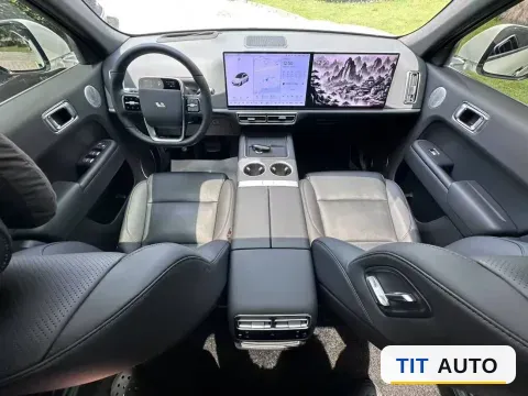 2024 Li L7 3