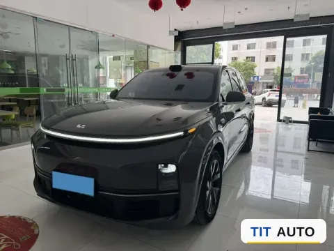 2023 Li L8