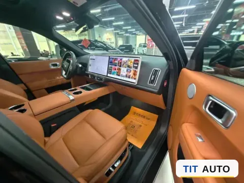 2023 Li L8 13