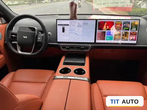 2022 Li L9 6