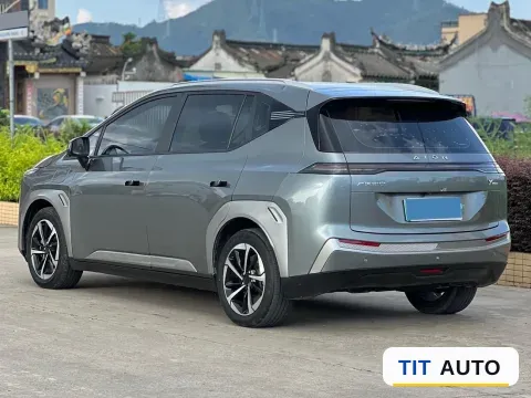 2023 Aion Y 10