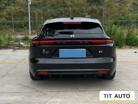 2025 NIO ET5T 5
