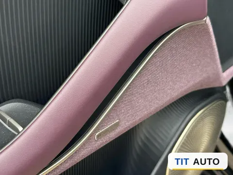 2025 NIO ET5T 8