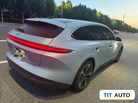 2024 NIO ET5T 5