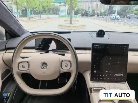 2024 NIO ET7 5