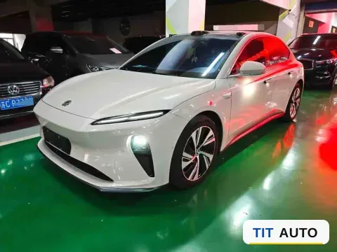 2024 NIO ET5