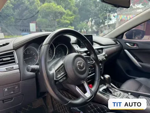 2018 Mazda Atenza 4