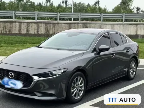 2021 Mazda 3 Axela