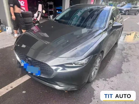 2021 Mazda 3 Axela 3