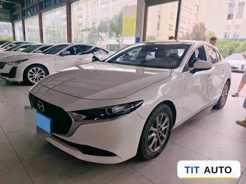 2022 Mazda 3 Axela