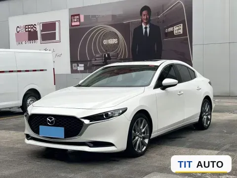 2021 Mazda 3 Axela