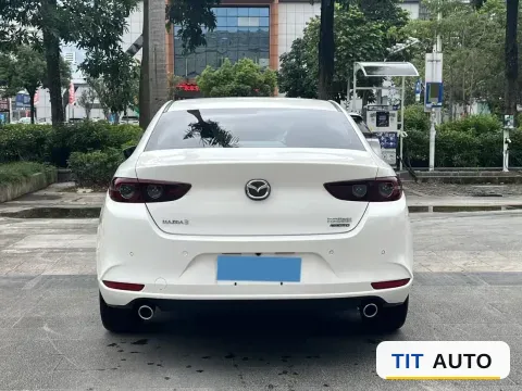2021 Mazda 3 Axela 5