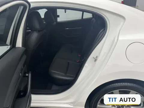 2021 Mazda 3 Axela 7