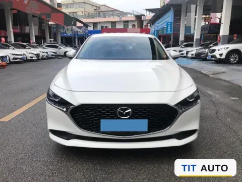2020 Mazda 3 Axela 2
