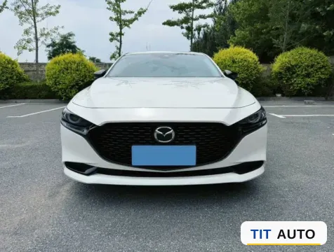 2022 Mazda 3 Axela 2