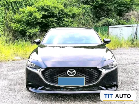 2020 Mazda 3 Axela 2
