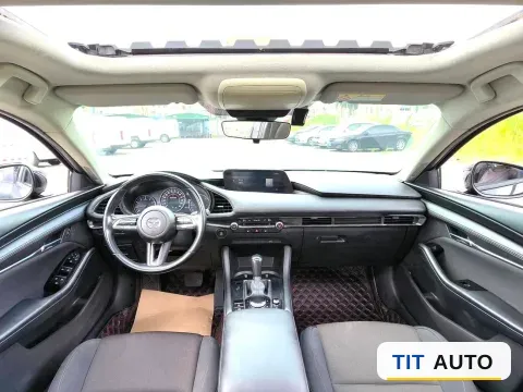2020 Mazda 3 Axela 5