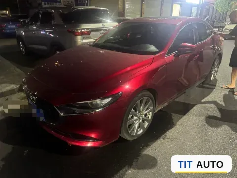 2021 Mazda 3 Axela