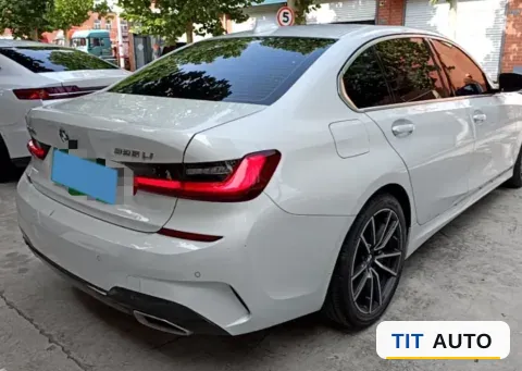 2022 BMW 3 Series 2
