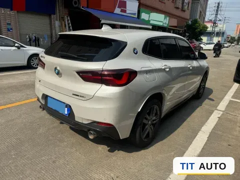 2021 BMW X2 5