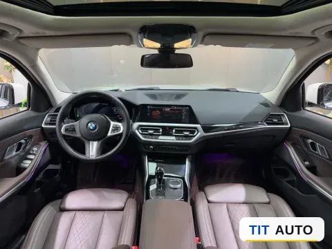2022 BMW 3 Series 3