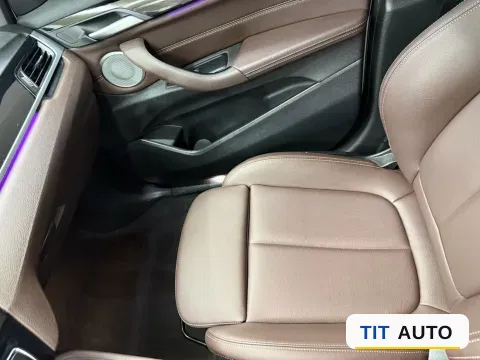 2022 BMW X1 12
