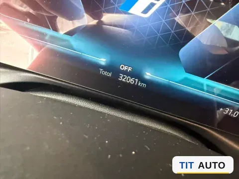 2022 Tesla Model Y 6