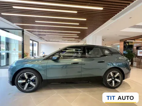 2023 BMW iX 6