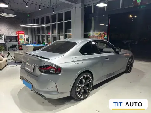 2025 BMW 2 Series 12
