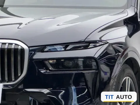 2023 BMW X7 3