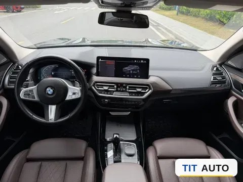 2023 BMW X3 5