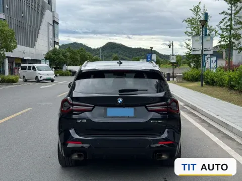 2023 BMW X3 8