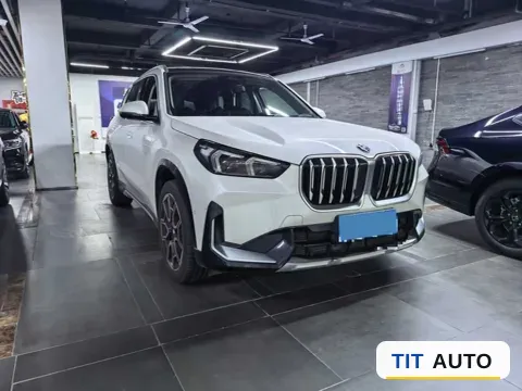 2025 BMW X1 3