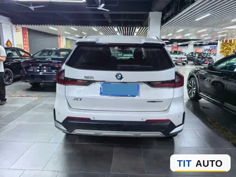 2025 BMW X1 5
