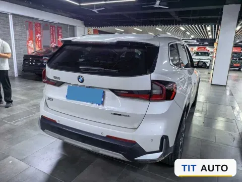 2025 BMW X1 6