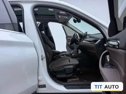 2021 BMW X1 12