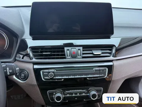 2021 BMW X1 9