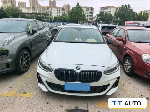 2021 BMW 1 Series 2