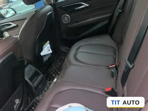 2021 BMW 1 Series 6
