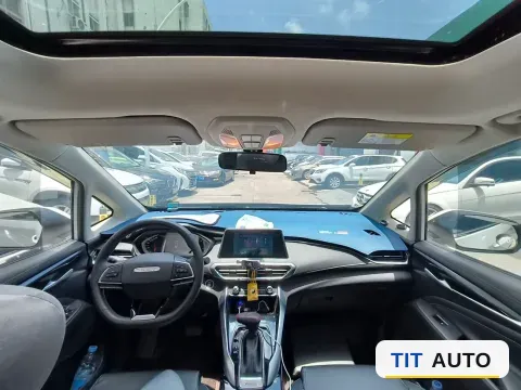 2022 MAXUS G50 4