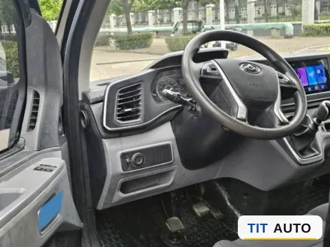 2021 MAXUS XinTu V80 4